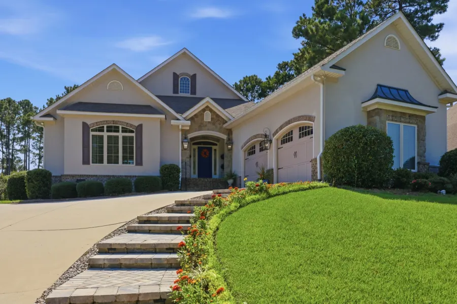 Brick ranch · exterior