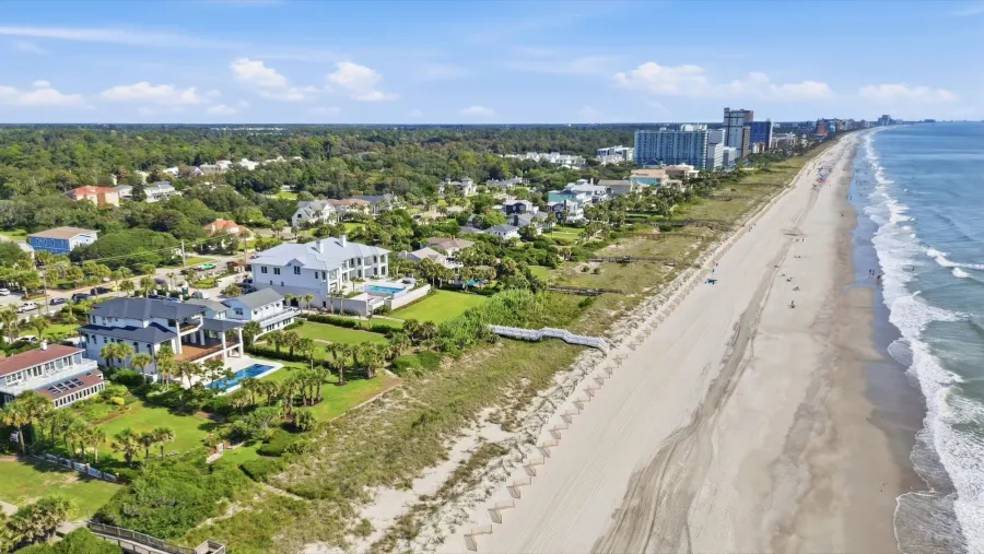 Drone photo of oceanfront homes