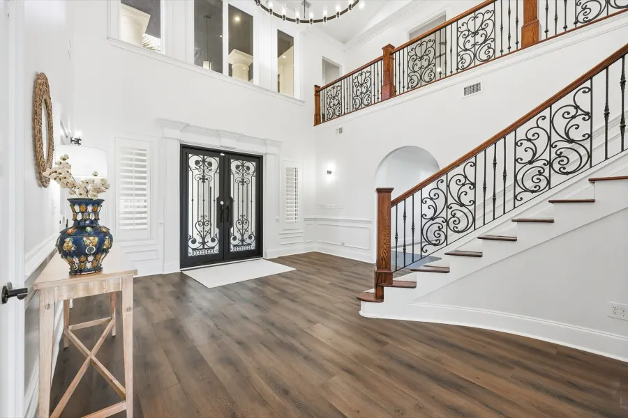 Grand foyer · interior
