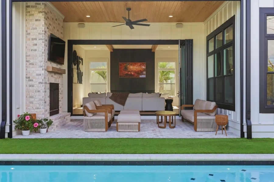 Outdoor living · outdoor